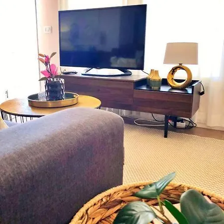 Oasis De Tranquilidad Y Estilo En Cristianos De Membrillo Apartmán Los Cristianos (Tenerife)