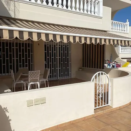 Oasis De Tranquilidad Y Estilo En Cristianos De Membrillo Apartmán Los Cristianos (Tenerife)